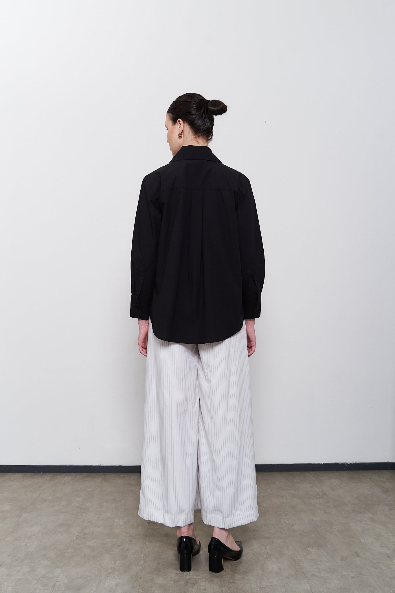 Opnaisel Top - Black