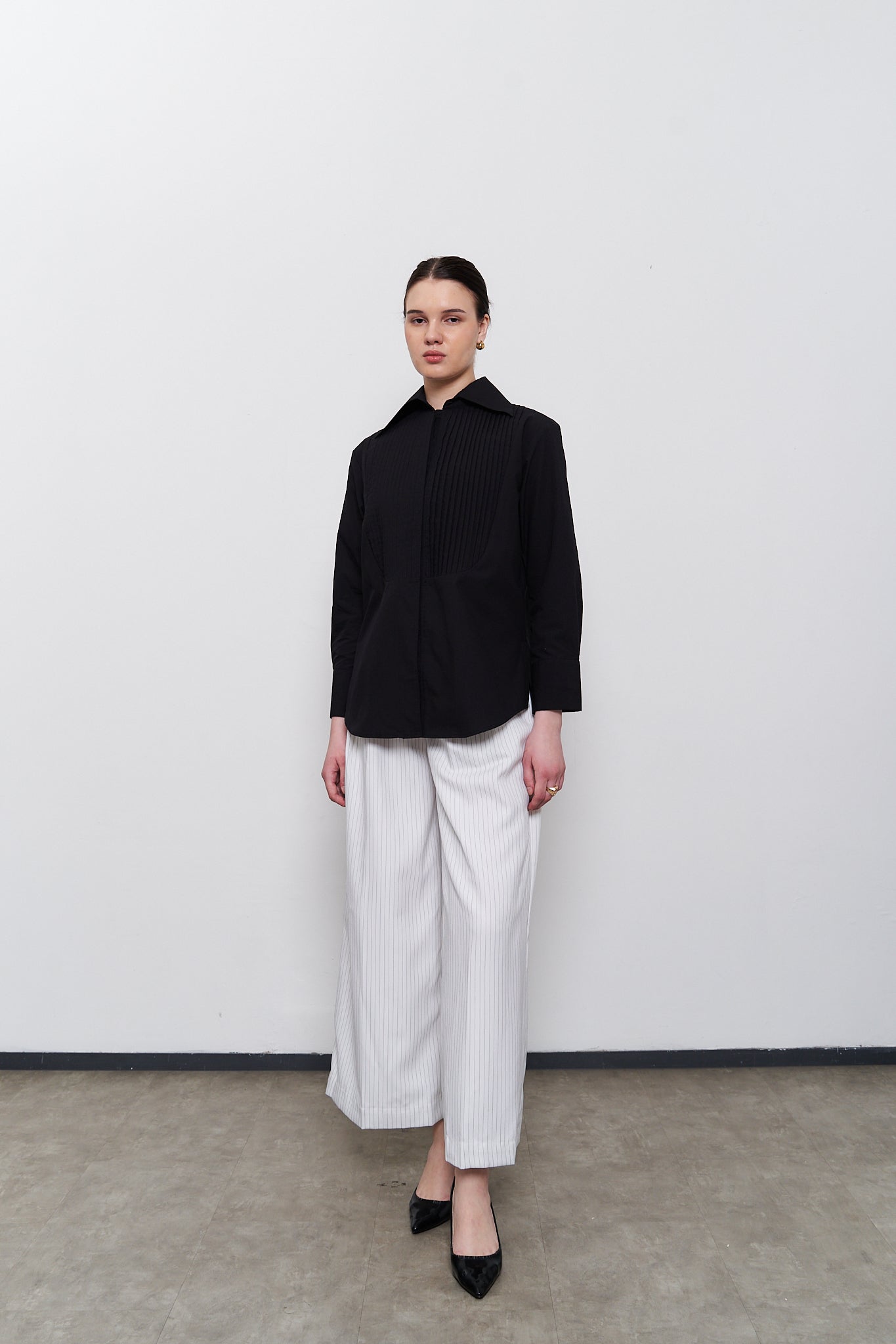 Opnaisel Top - Black