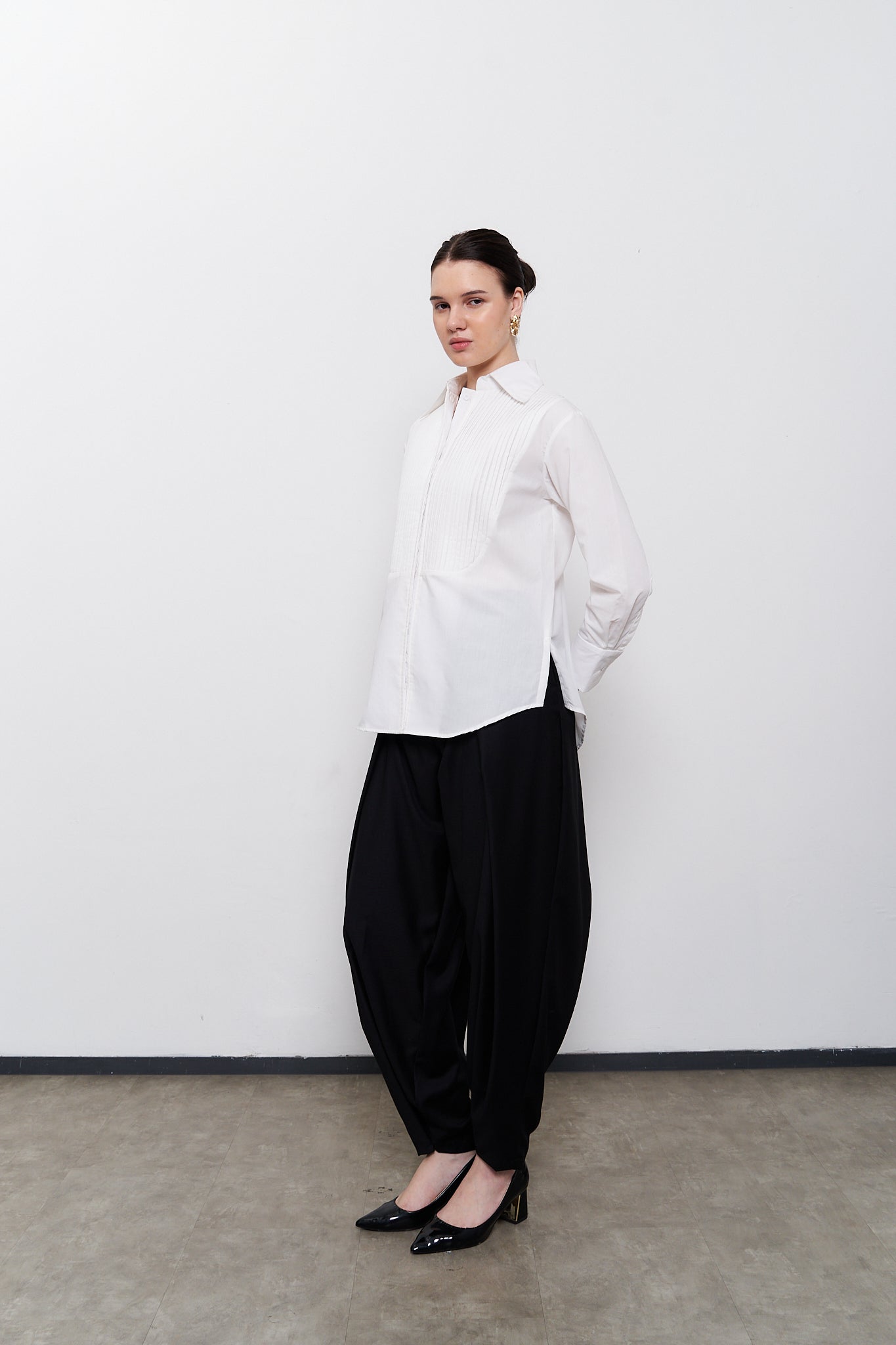 Opnaisel Top - White