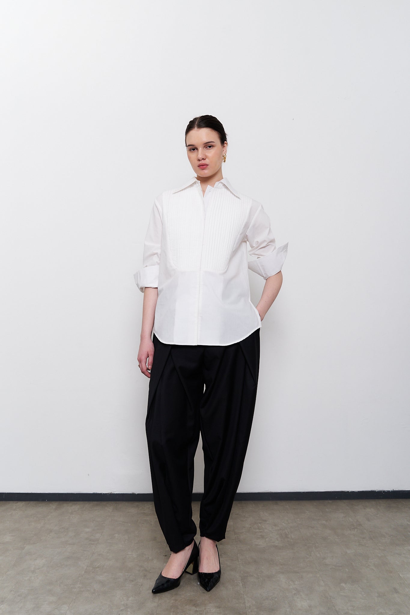 Opnaisel Top - White