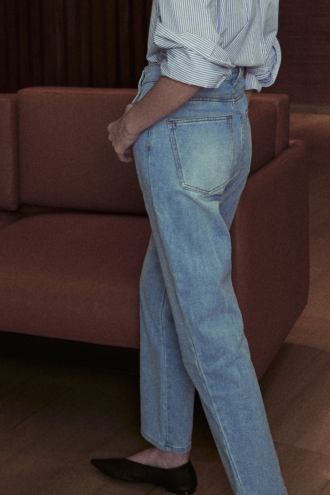 Straight Leg Jeans - Light Blue