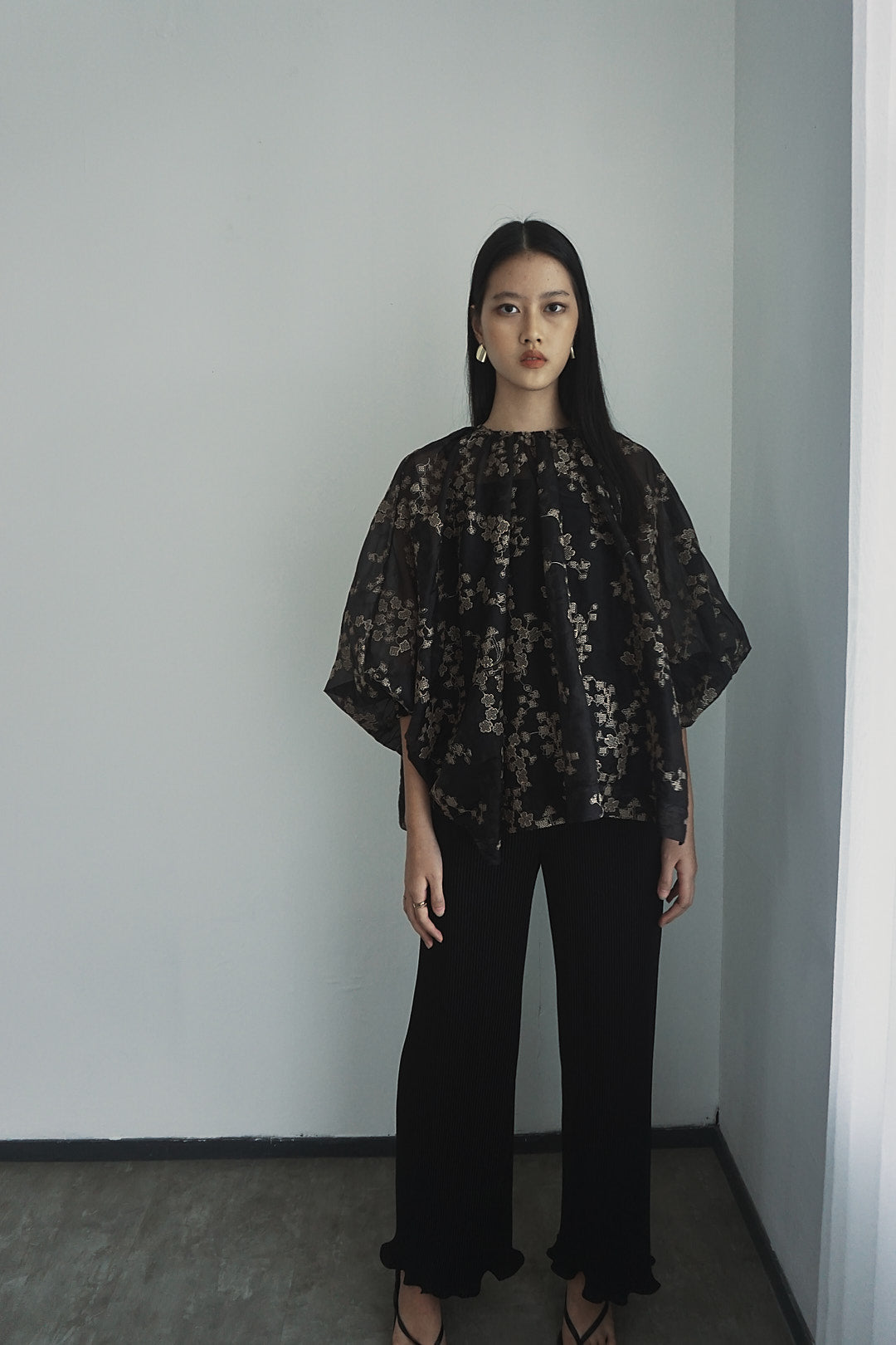 Vinkha Top (With Inner Tank) - Black