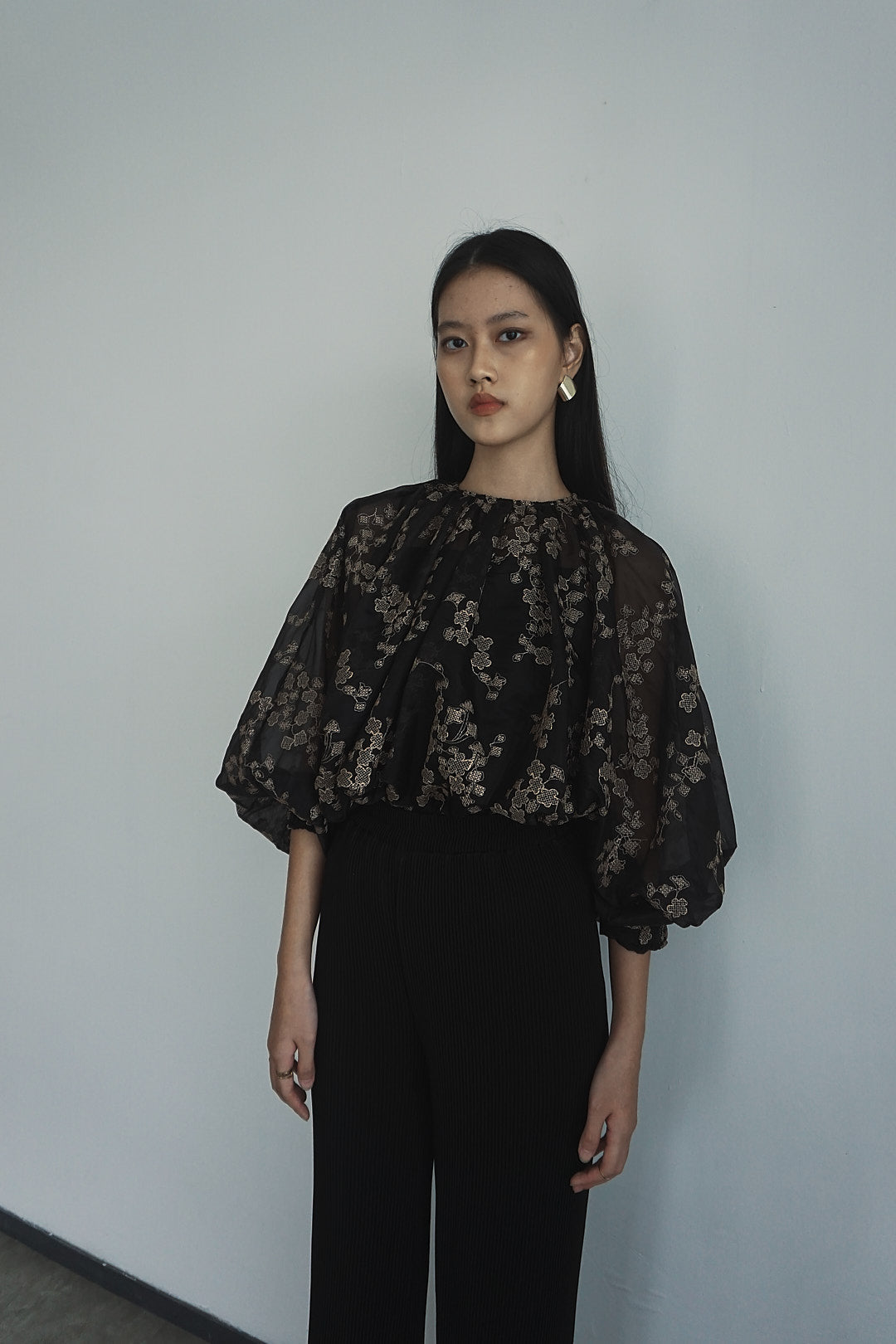 Vinkha Top (With Inner Tank) - Black