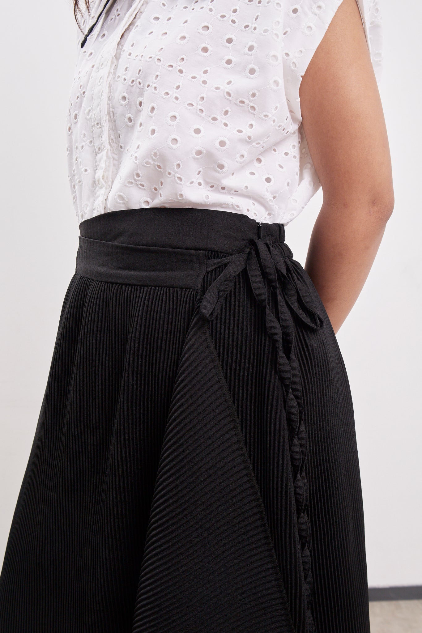Nami Skirt - Black