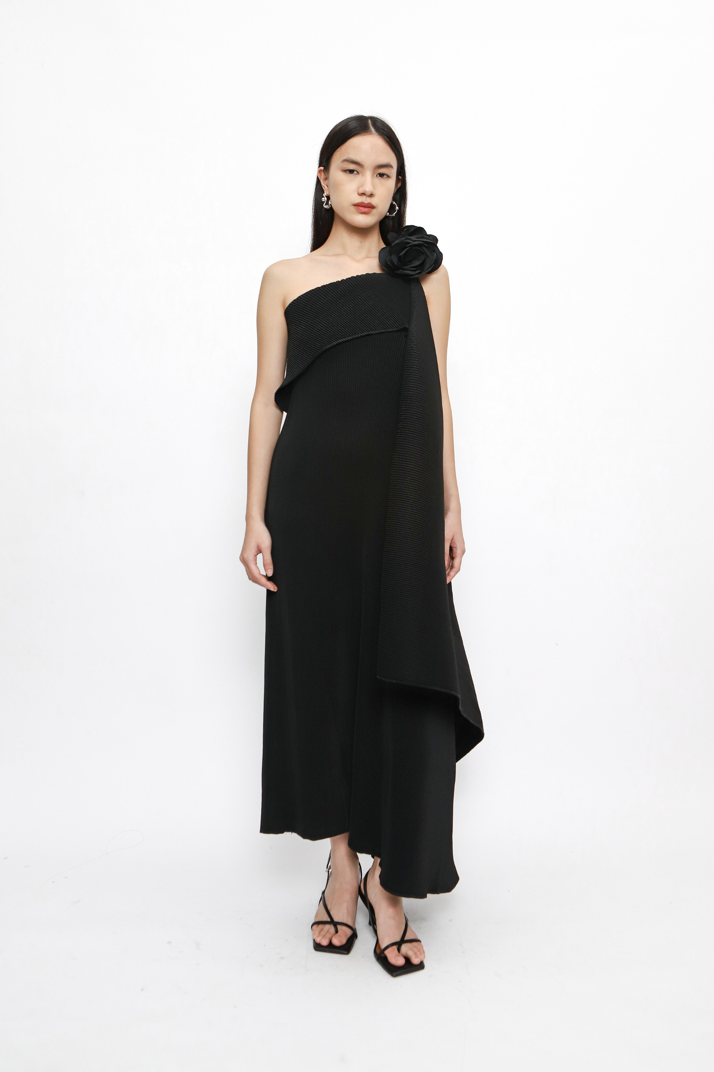 (PO) Brooch 01 - Black